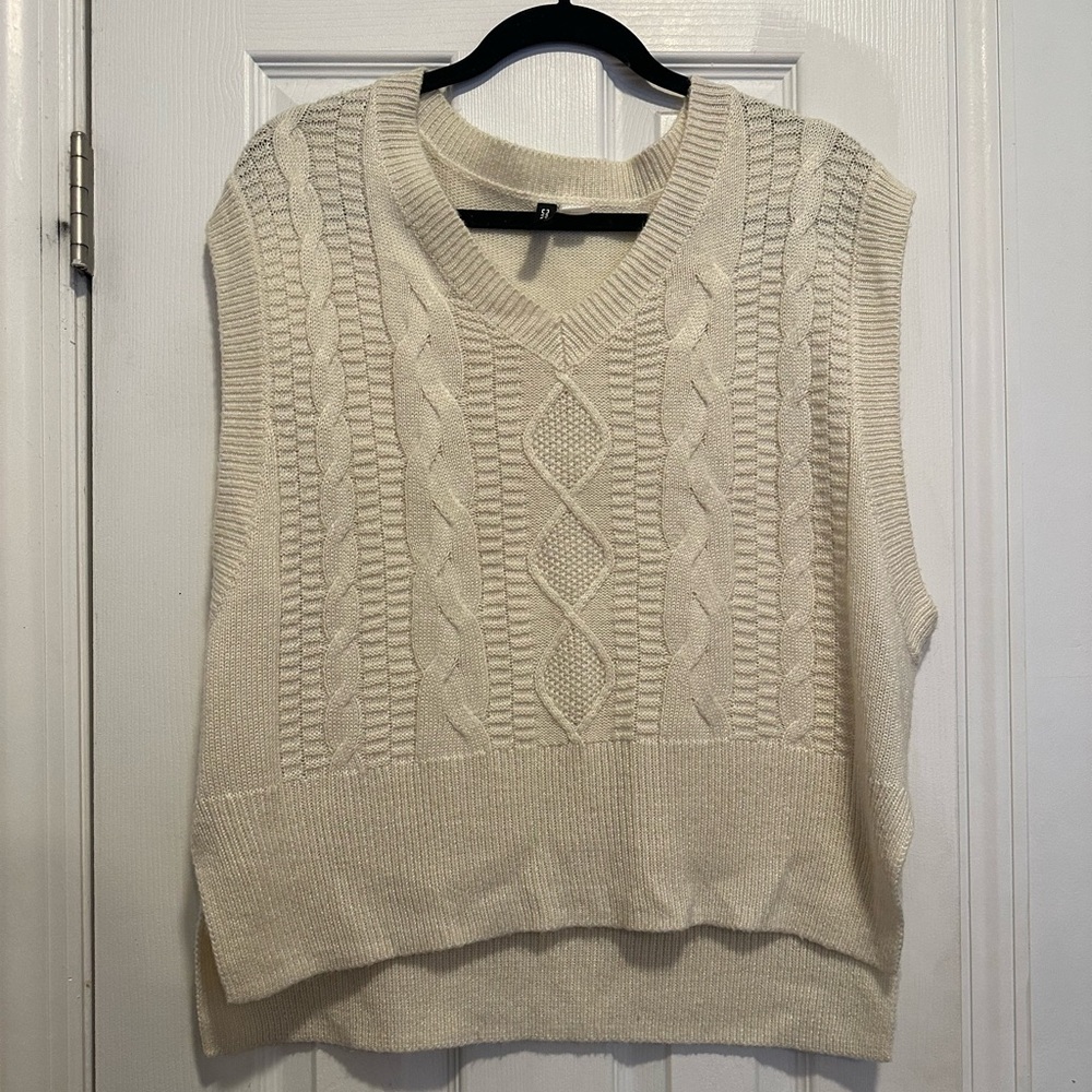 H&M Sweater Vest